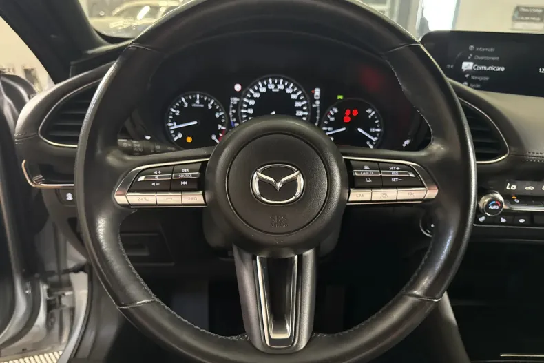 Mazda 3 din 2023 cu 62.679 km - oferta MAZ246411 - foto 16