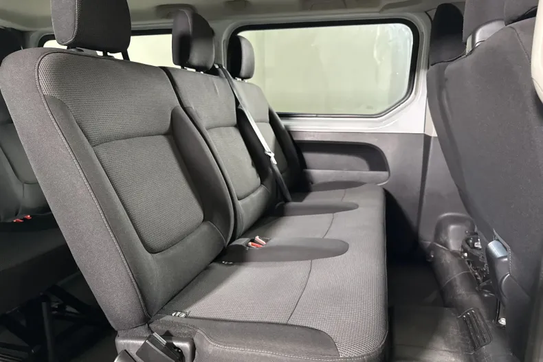 Renault Trafic din 2023 cu 96.805 km - oferta REN246414 - foto 12
