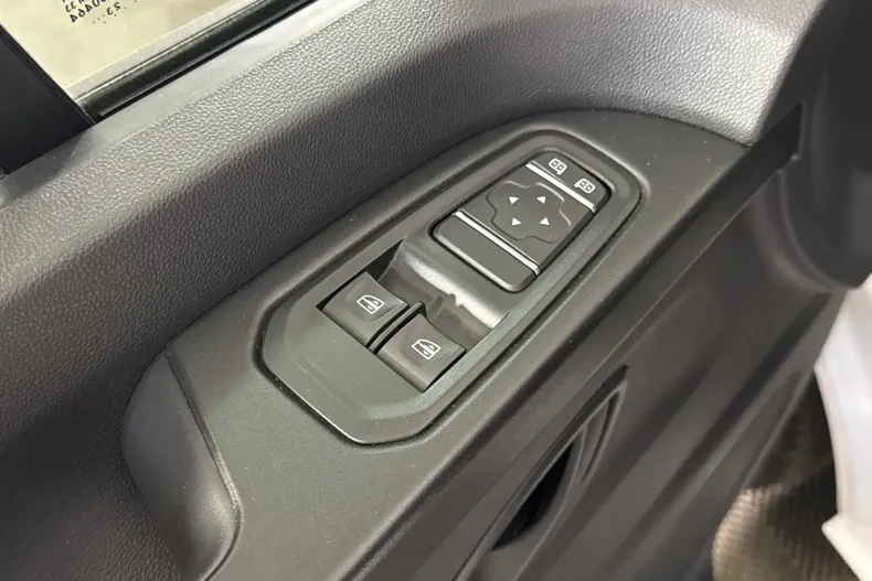 Renault Trafic din 2023 cu 96.805 km - oferta REN246414 - foto 14