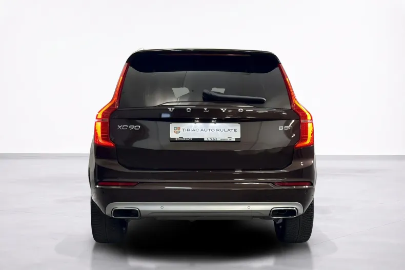 Volvo XC90 din 2021 cu 99.145 km - oferta VOL246415 - foto 4