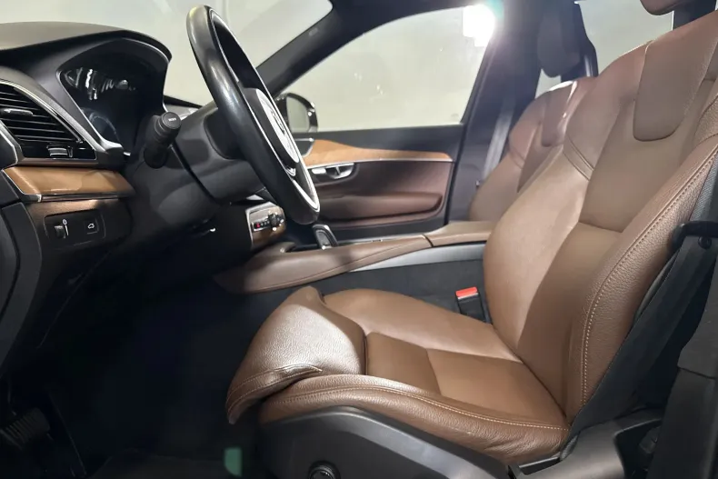 Volvo XC90 din 2021 cu 99.145 km - oferta VOL246415 - foto 25