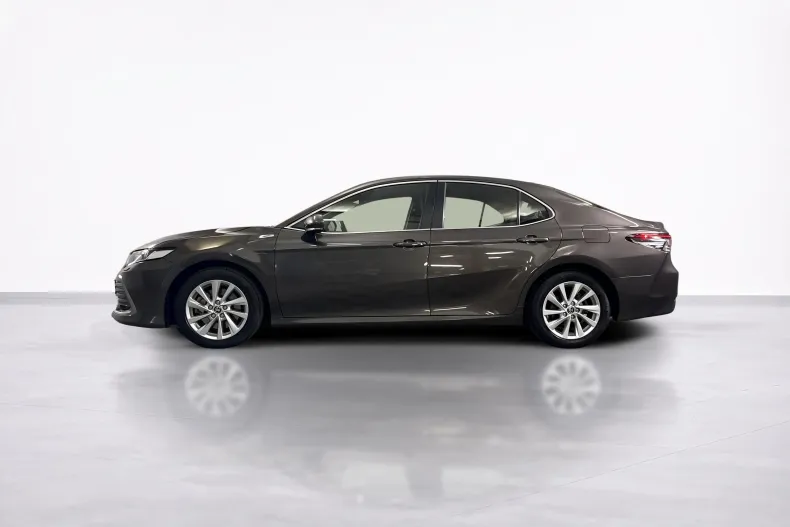 Toyota Camry din 2022 cu 62.787 km - oferta TOY246421 - foto 2