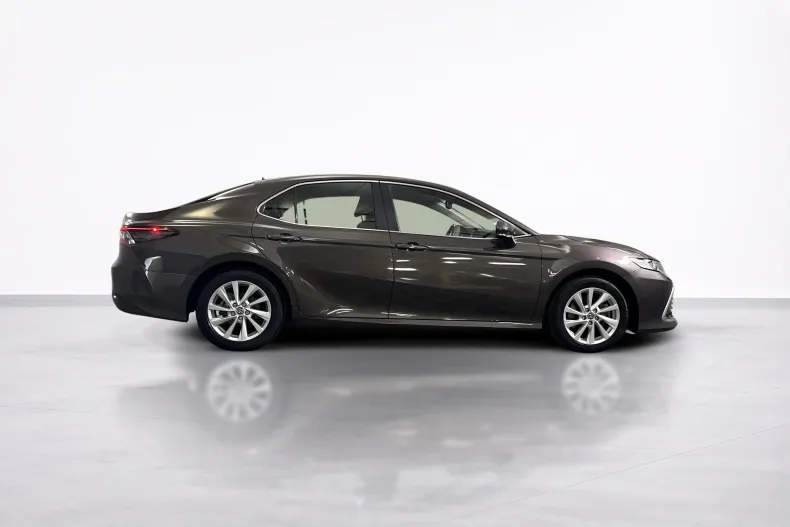 Toyota Camry din 2022 cu 62.787 km - oferta TOY246421 - foto 6