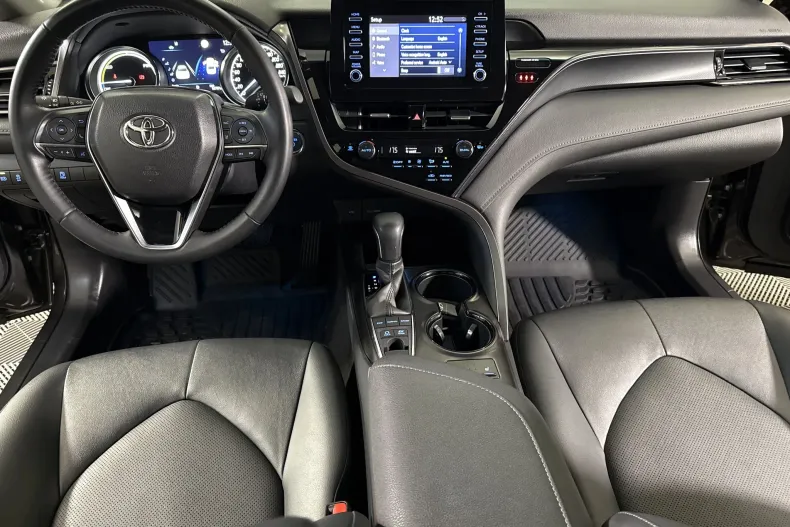 Toyota Camry din 2022 cu 62.787 km - oferta TOY246421 - foto 9