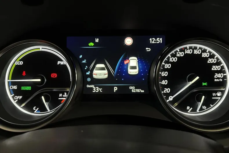 Toyota Camry din 2022 cu 62.787 km - oferta TOY246421 - foto 10