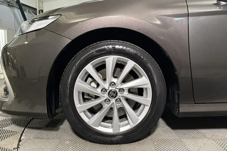 Toyota Camry din 2022 cu 62.787 km - oferta TOY246421 - foto 13