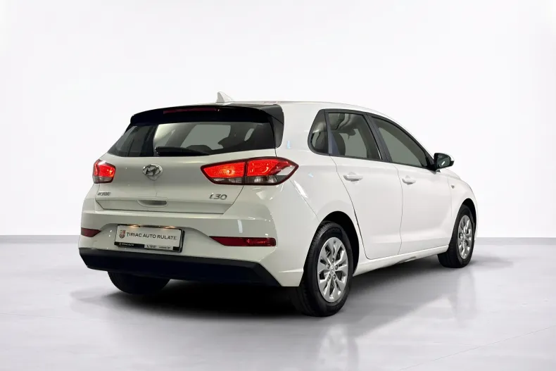 Hyundai i30 din 2023 cu 74.881 km - oferta HYU246424 - foto 5