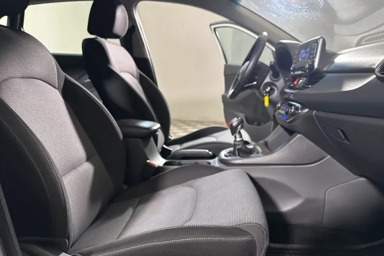 Hyundai i30 din 2022 cu 125.817 km - oferta HYU246425 - foto 11
