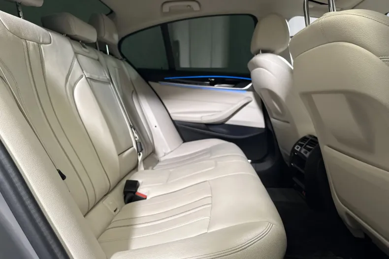 BMW 530 (Seria 5) din 2020 cu 95.965 km - oferta BMW246427 - foto 12