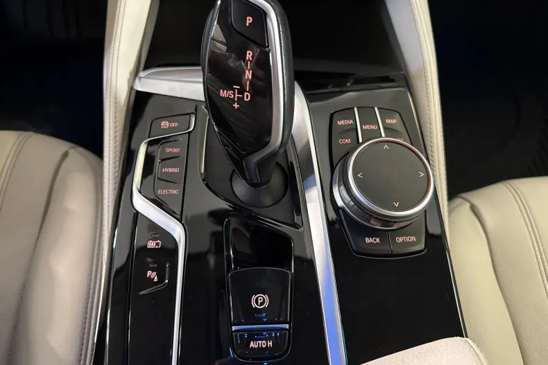 BMW 530 (Seria 5) din 2020 cu 95.965 km - oferta BMW246427 - foto 17