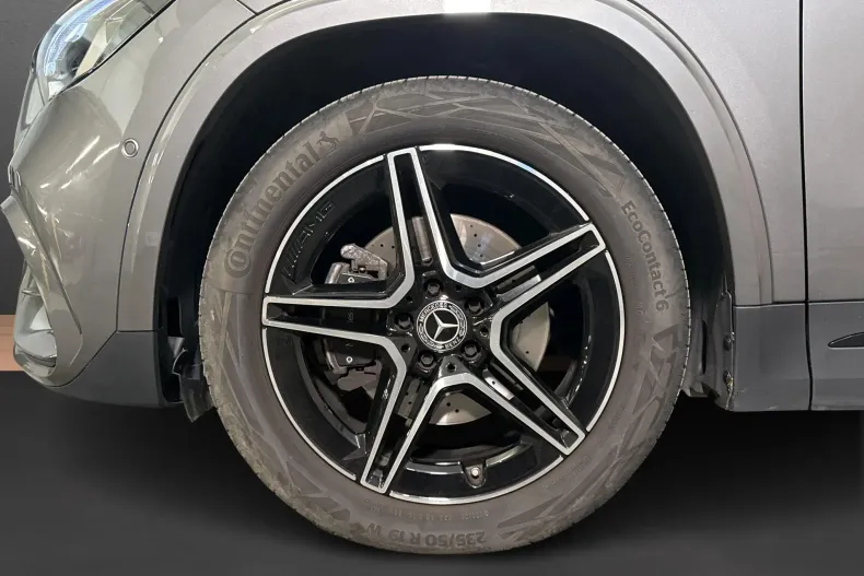 Mercedes-Benz GLA 200 (Clasa GLA) din 2025 cu 30.282 km - oferta MER246429 - foto 13