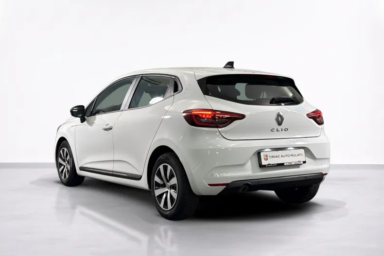 Renault Clio din 2023 cu 58.664 km - oferta REN246430 - foto 3