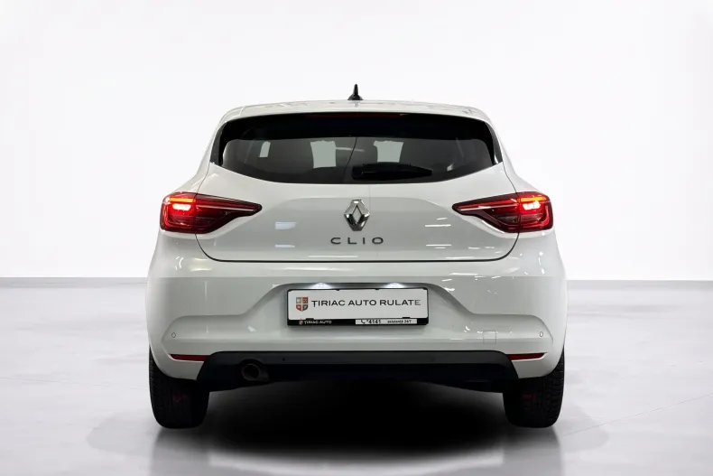 Renault Clio din 2023 cu 58.664 km - oferta REN246430 - foto 4