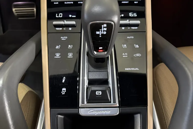 Porsche Cayenne din 2020 cu 154.083 km - oferta POR246436 - foto 18