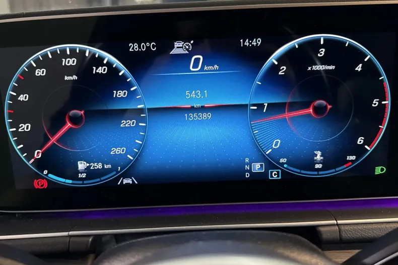 Mercedes-Benz GLE 400 (Clasa GLE) din 2021 cu 135.389 km - oferta MER246439 - foto 10