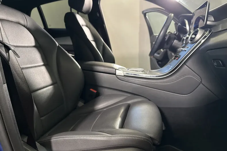 Mercedes-Benz GLC 220 (Clasa GLC) din 2020 cu 66.841 km - oferta MER246443 - foto 11
