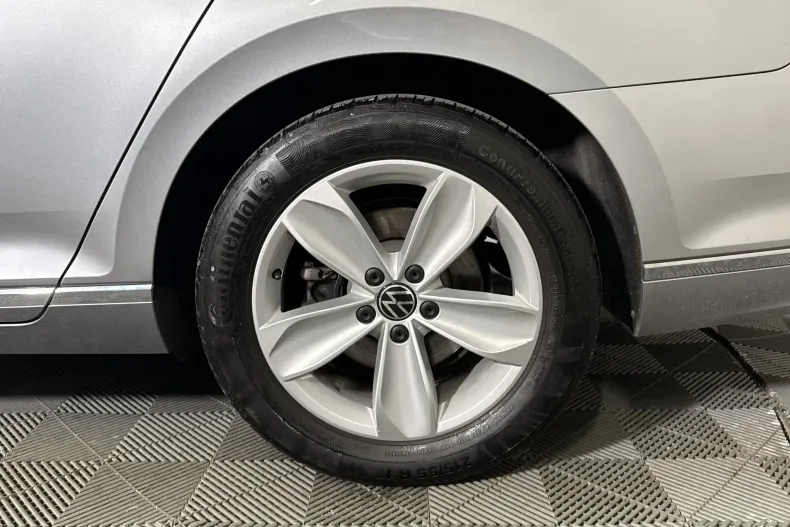 Volkswagen Passat din 2021 cu 78.178 km - oferta VOL246451 - foto 13