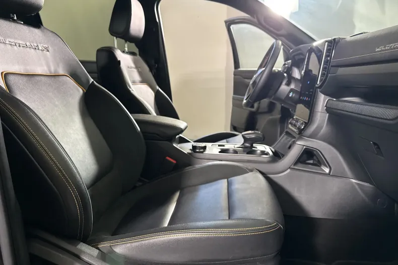 Ford Ranger din 2025 cu 12.097 km - oferta FOR246452 - foto 11