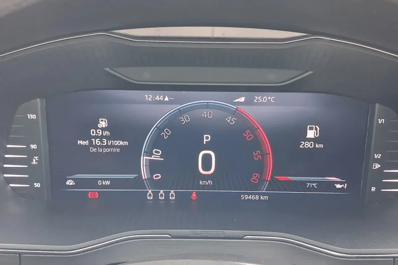 Skoda Superb din 2024 cu 59.468 km - oferta SKO246457 - foto 19