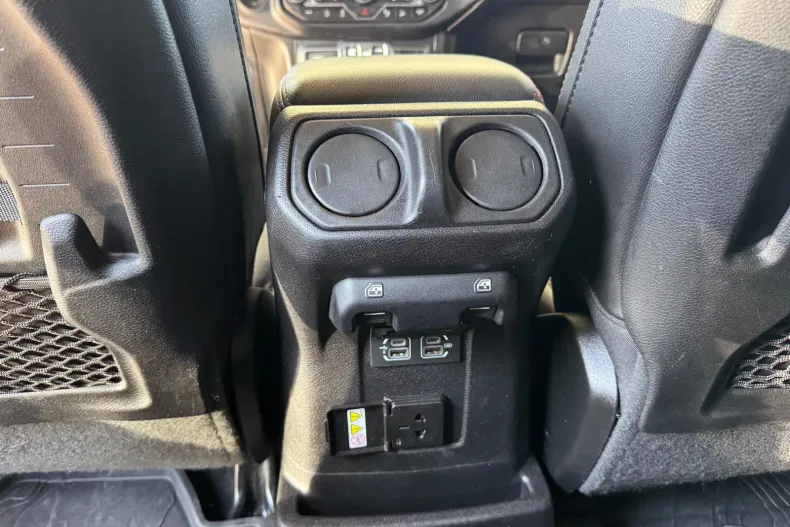 Jeep Wrangler din 2020 cu 129.293 km - oferta JEE246459 - foto 8