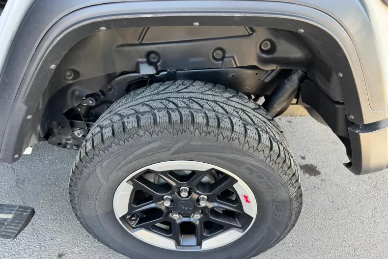 Jeep Wrangler din 2020 cu 129.293 km - oferta JEE246459 - foto 25
