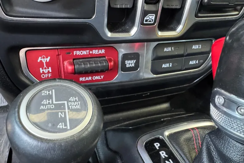 Jeep Wrangler din 2020 cu 129.293 km - oferta JEE246459 - foto 28