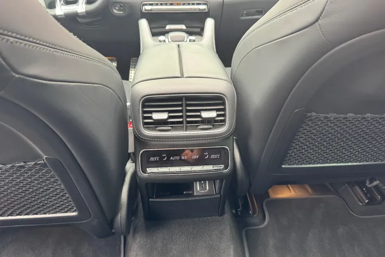 Mercedes-Benz GLE 63 AMG (Clasa GLE) din 2021 cu 52.000 km - oferta MER246460 - foto 11