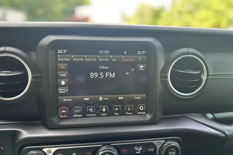 Jeep Wrangler din 2022 cu 76.026 km - oferta JEE246462 - foto 25
