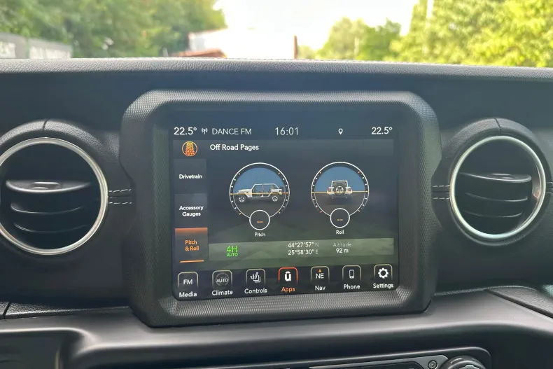 Jeep Wrangler din 2022 cu 76.026 km - oferta JEE246462 - foto 29