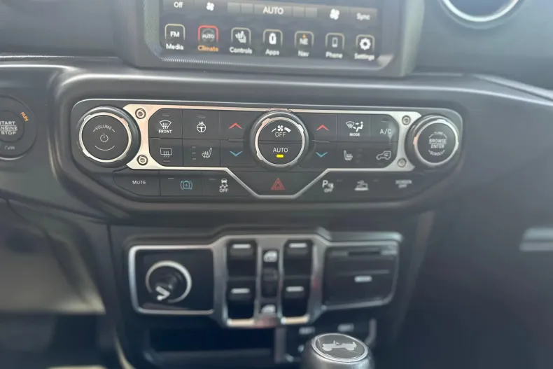 Jeep Wrangler din 2022 cu 76.026 km - oferta JEE246462 - foto 31