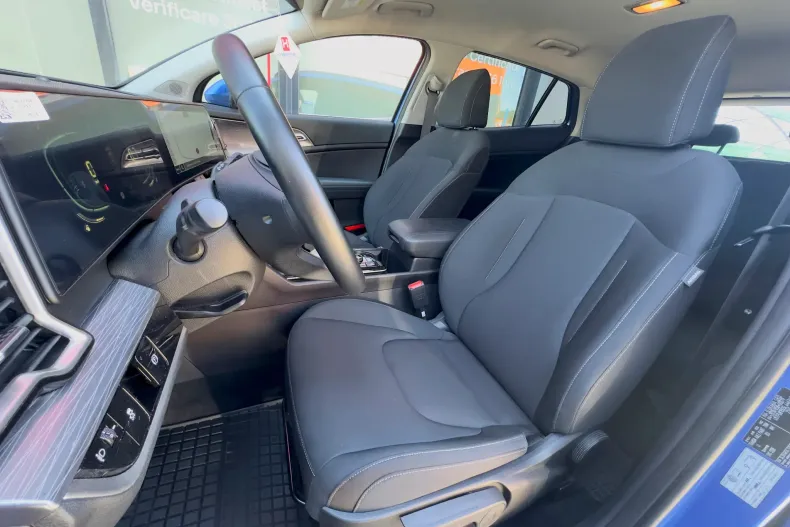 Kia Sportage din 2025 cu 20.490 km - oferta KIA246464 - foto 14