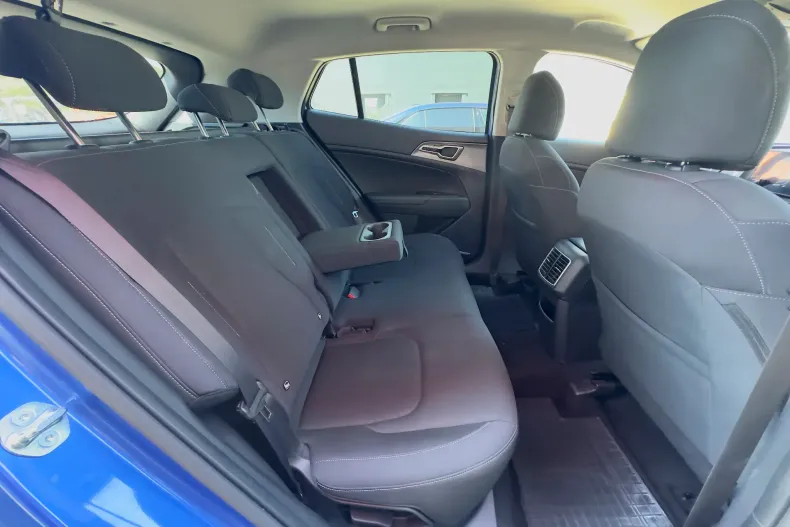 Kia Sportage din 2025 cu 20.490 km - oferta KIA246464 - foto 18