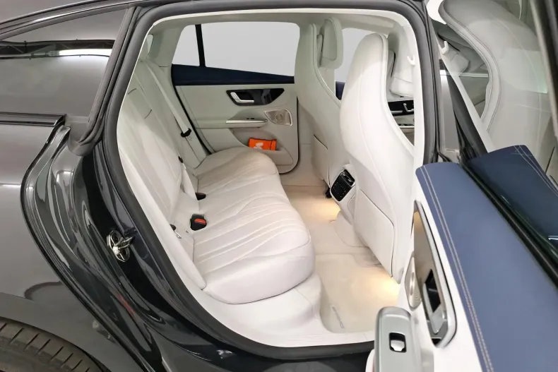 Mercedes-Benz EQE (Clasa E) din 2023 cu 52.795 km - oferta MER246465 - foto 6