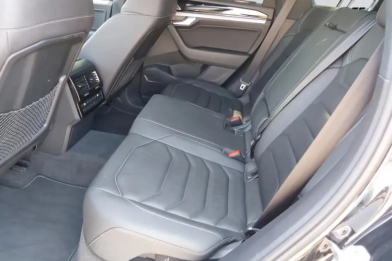 Volkswagen Touareg din 2022 cu 134.196 km - oferta VOL246466 - foto 15