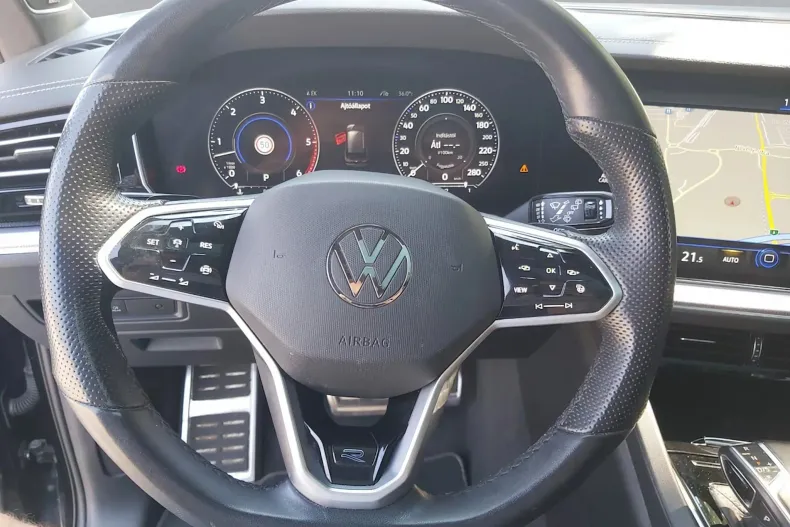 Volkswagen Touareg din 2022 cu 134.196 km - oferta VOL246466 - foto 17