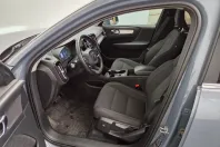 Volvo XC40 din 2021 cu 72.735 km - oferta VOL246468 - foto 4