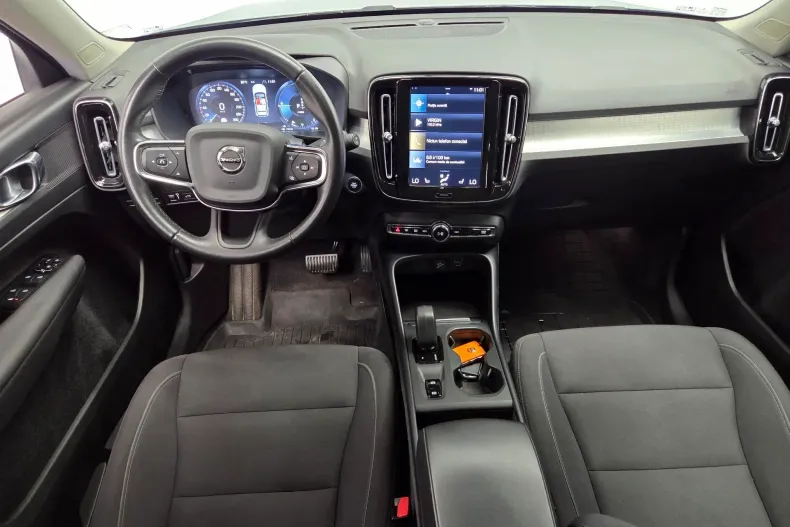 Volvo XC40 din 2021 cu 72.735 km - oferta VOL246468 - foto 5