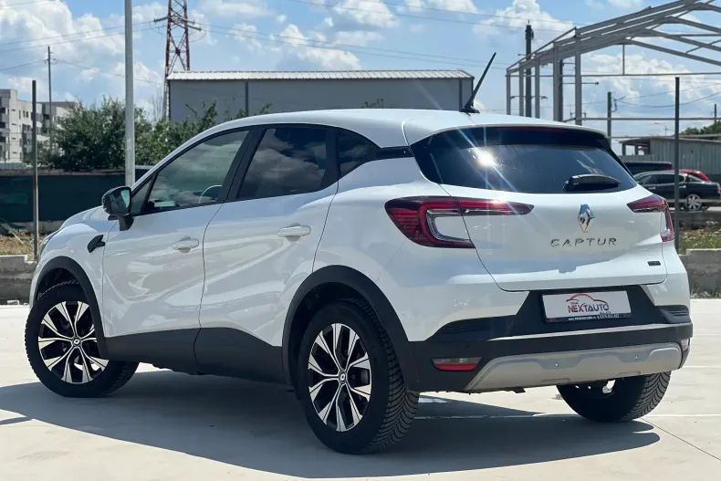 Renault Captur din 2023 cu 154.000 km - oferta REN246472 - foto 4