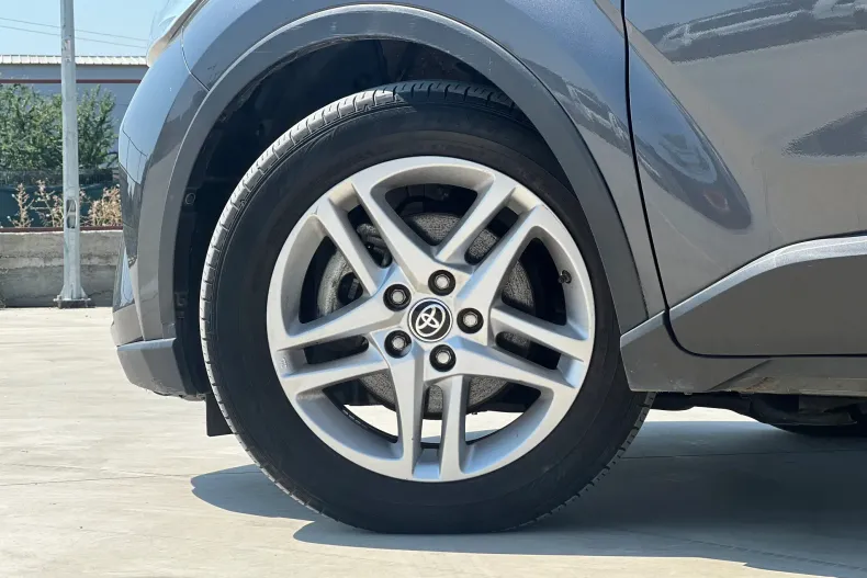 Toyota C-HR din 2021 cu 93.000 km - oferta TOY246477 - foto 5