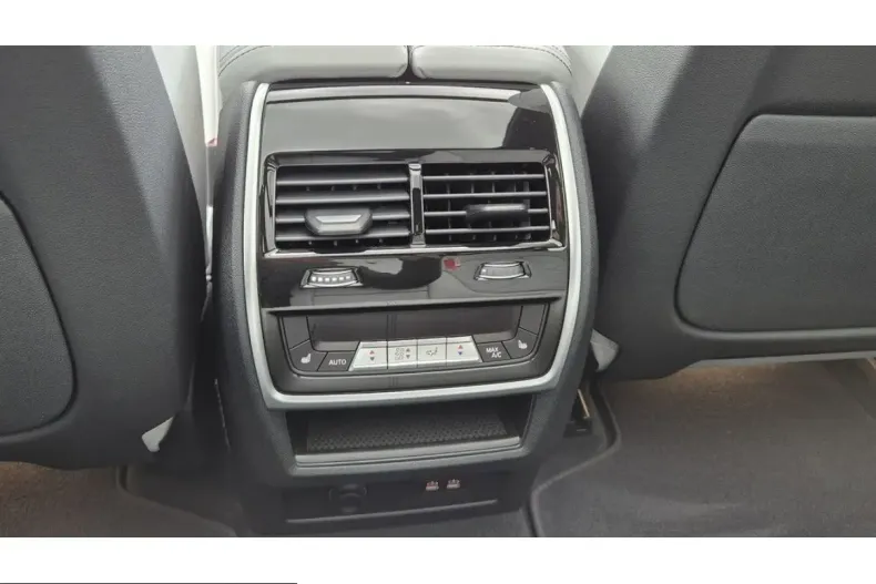 BMW X5 (Seria X) din 2025 cu 6.714 km - oferta BMW246484 - foto 14