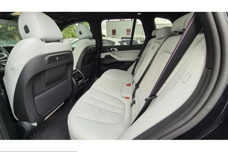 BMW X5 (Seria X) din 2025 cu 6.714 km - oferta BMW246484 - foto 15