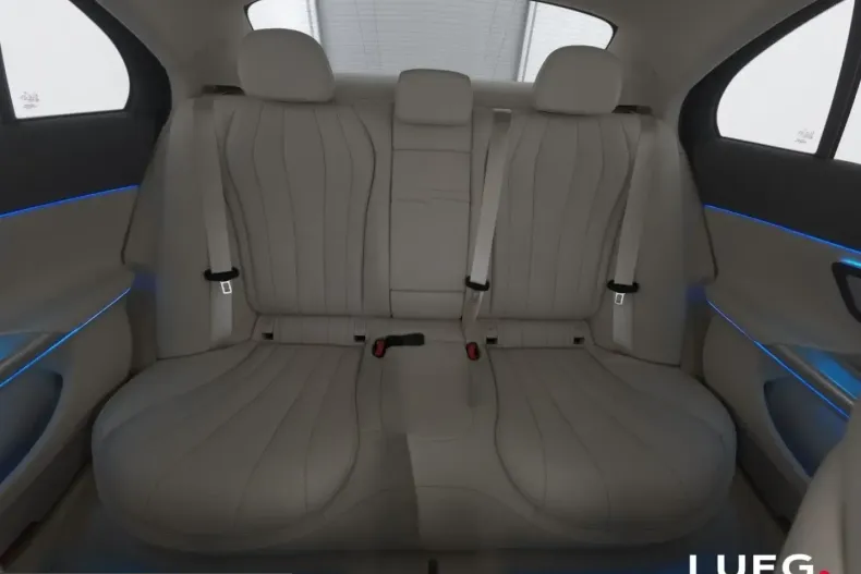 Mercedes-Benz E 220 (Clasa E) din 2025 cu 11.960 km - oferta MER246491 - foto 5