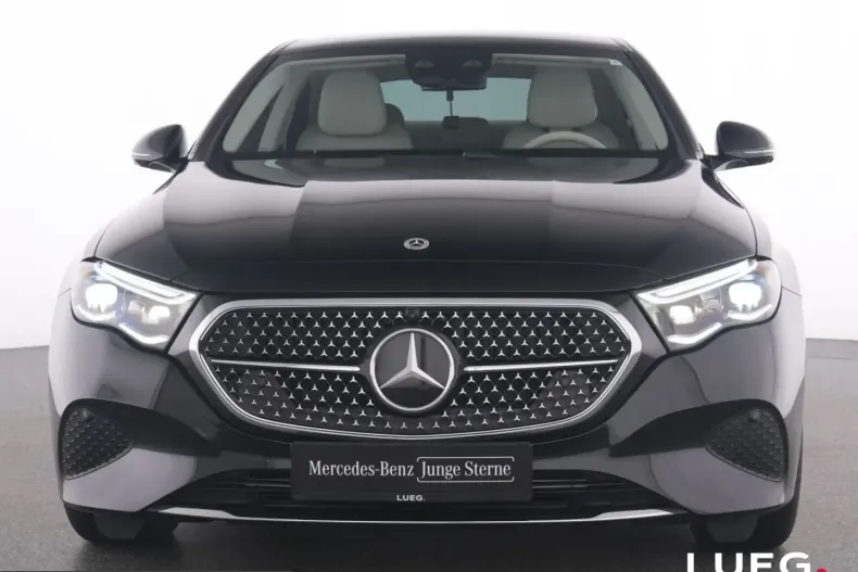 Mercedes-Benz E 220 (Clasa E) din 2025 cu 11.960 km - oferta MER246491 - foto 14