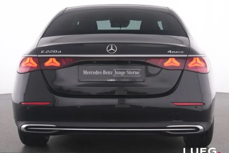 Mercedes-Benz E 220 (Clasa E) din 2025 cu 11.960 km - oferta MER246491 - foto 15