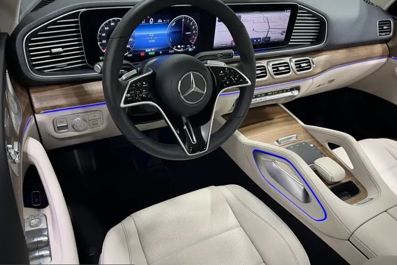 Mercedes-Benz GLE 350 (Clasa GLE) din 2025 cu 11.980 km - oferta MER246500 - foto 11
