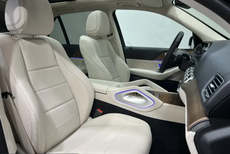 Mercedes-Benz GLE 350 (Clasa GLE) din 2025 cu 11.980 km - oferta MER246500 - foto 35