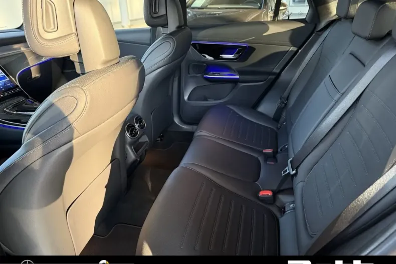 Mercedes-Benz GLC 300 (Clasa GLC) din 2025 cu 5.900 km - oferta MER246512 - foto 7