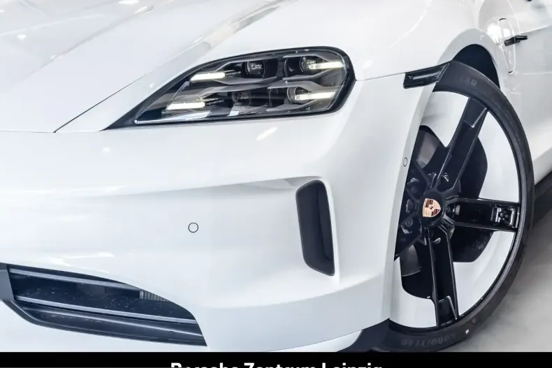 Porsche Taycan din 2025 cu 9.900 km - oferta POR246522 - foto 7