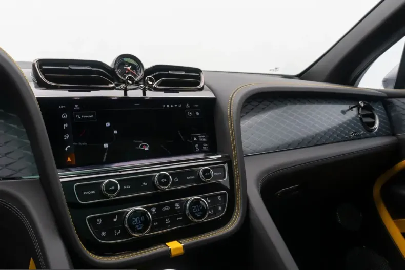 Bentley Bentayga din 2025 cu 1.999 km - oferta BEN246531 - foto 18
