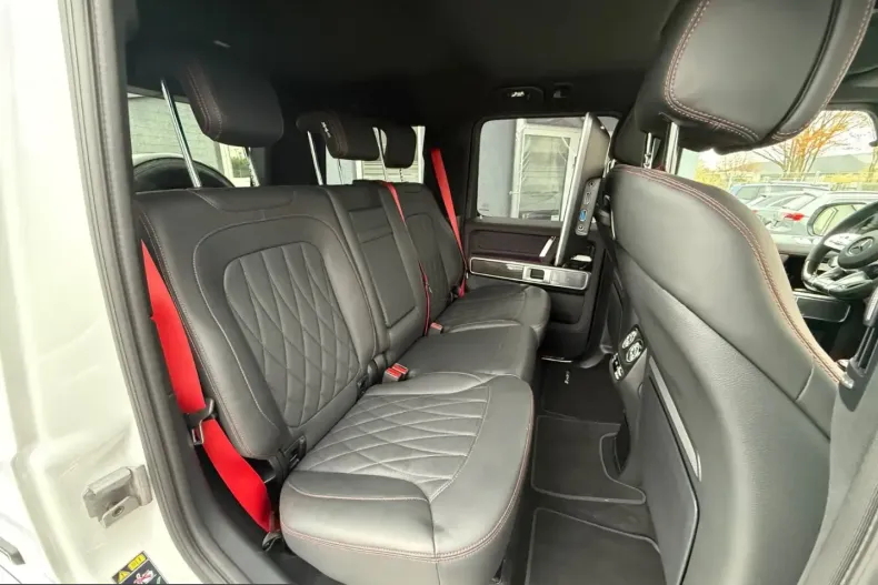 Mercedes-Benz G 63 AMG (Clasa G) din 2024 cu 34.000 km - oferta MER246541 - foto 33